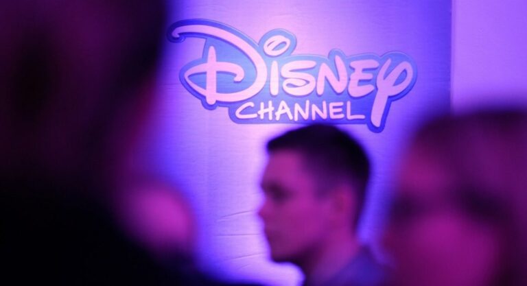 „Disney“ atsisako programų, skirtų LGBT ir lyčių ideologijai propaguoti