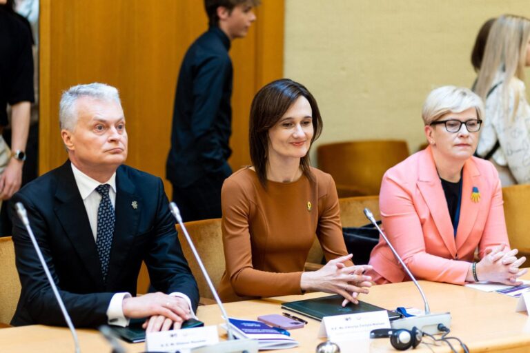 Šalies vadovai sveikina pasaulio lietuvius vienybės dienos proga