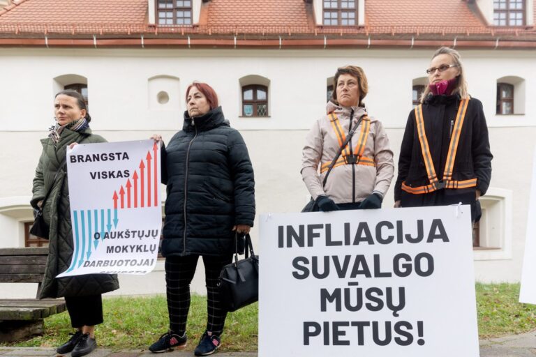Profesinės sąjungos: valstybės tarnybos reforma blogins darbo sąlygas