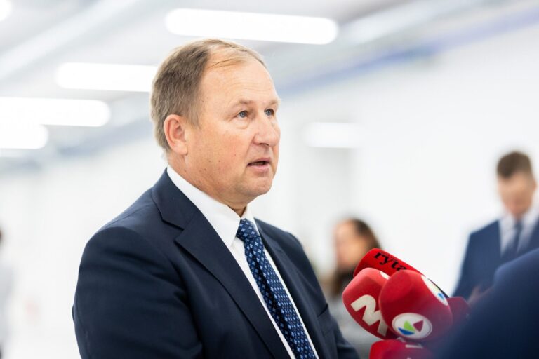 „Teltonikos“ įkūrėjas A. Paukštys: lustų gamybą tikimės pradėti po 5–6 metų