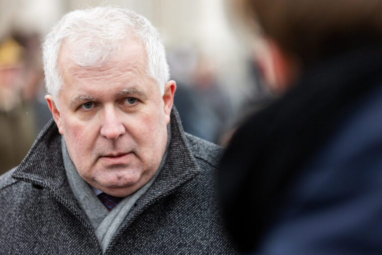L. Pernavas: dėl galimos korupcijos krašto apsaugos sistemoje STT apklausia A. Anušauską