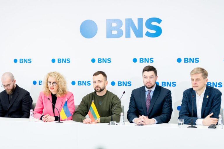 Politologai: kelių „laisviečių“ sprendimas palaikyti opoziciją – įspėjimas konservatoriams