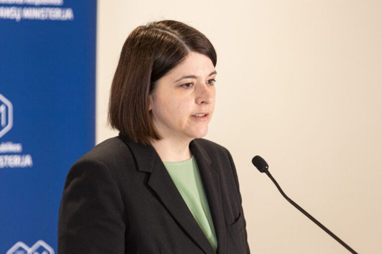 Finansų ministrė G. Skaistė tikisi iki liepos baigti diskusijas Seime dėl naujos mokesčių reformos