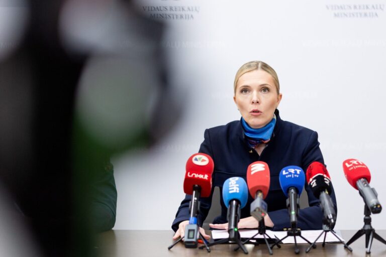 VRM siūlo dar labiau didinti baudas už greičio viršijimą