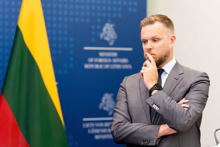 G. Landsbergis pavojingais vadina Vakarų svarstymus dėl taikos Ukrainoje