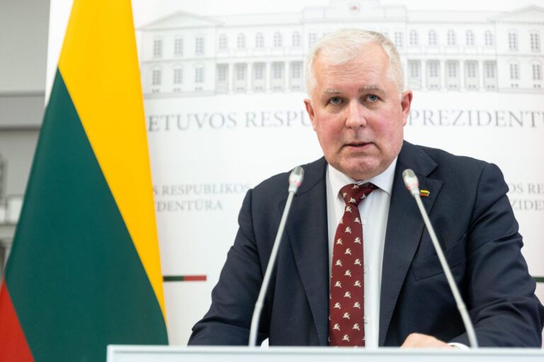 Apklausa: geriausiai dirba A. Anušauskas, D. Kreivys ir A. Dulkys – antirekordinėse žemumose