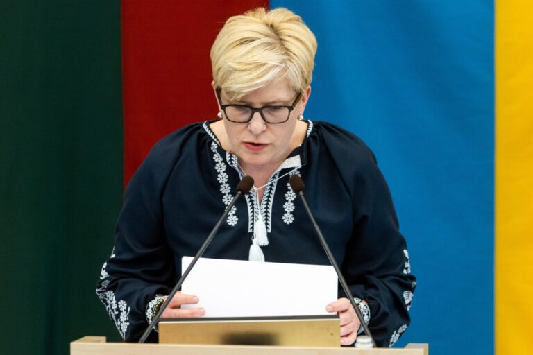 Apklausa: pusė lietuvių – už premjerės pasitraukimą iš pareigų prieš prezidento rinkimus