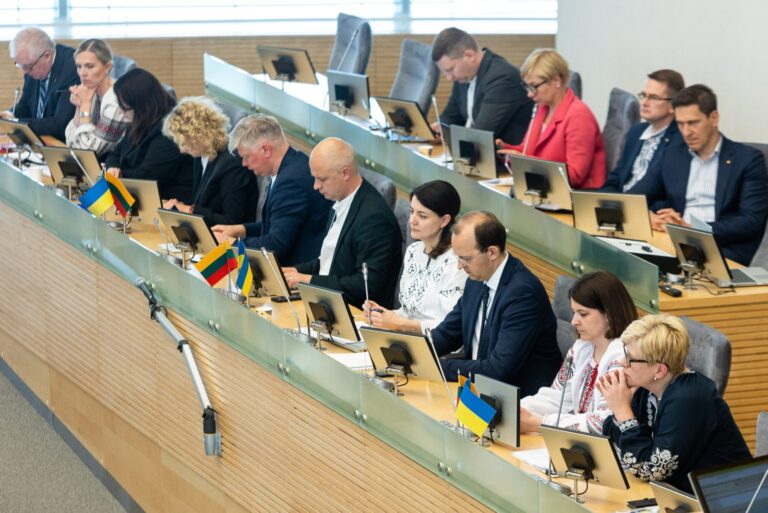 Dėl daugiau nei pusės ministrų atostogų šią savaitę Vyriausybės posėdis nevyks