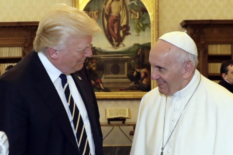 Popiežius Pranciškus pasveikino JAV prezidentą Donaldą Trumpą