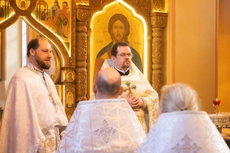 Ortodoksų Bažnyčios dvasininkas V. Dauparas sako pamaldose neminintis patriarcho Kirilo