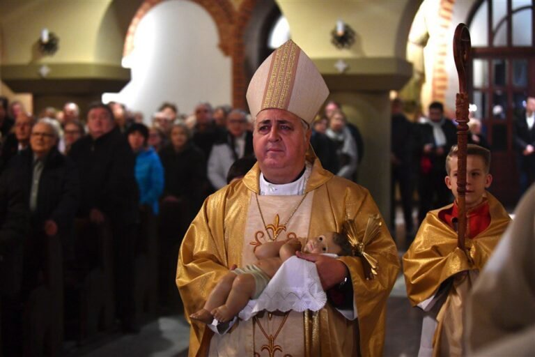 Vatikano diplomatų rengimui vadovaus buvęs nuncijus Lenkijoje