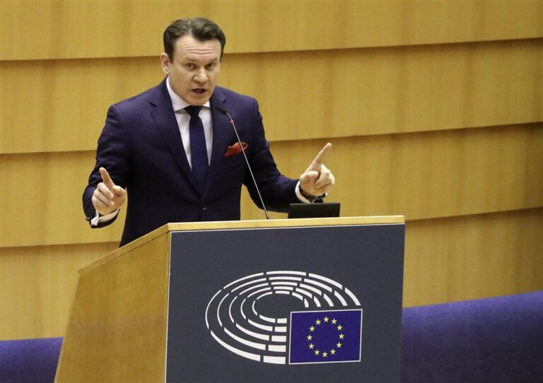 Dominik Tarczyński. Būkite drąsūs, būkite kaip Lenkija