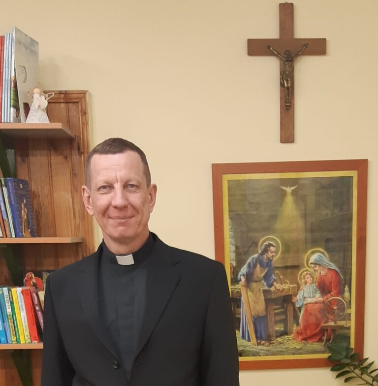 Kunigas Arnoldas Valkauskas: pilietinių iniciatyvų reikia, kad valdžia neužmigtų
