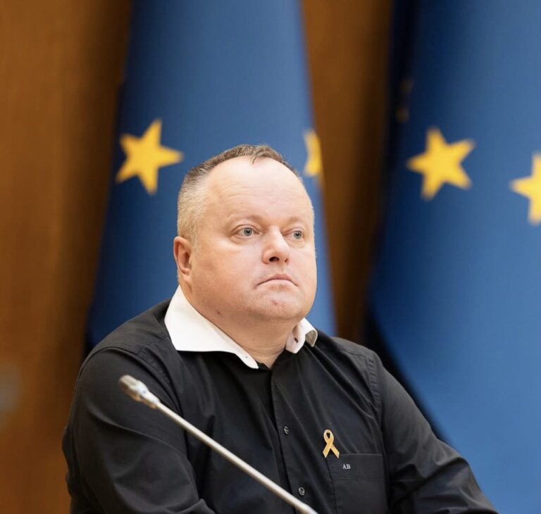Žilvinas Mišeikis. Gyvenimas su antrine progresuojančia išsėtine skleroze: iššūkiai, kuriuos kasdien reikia įveikti