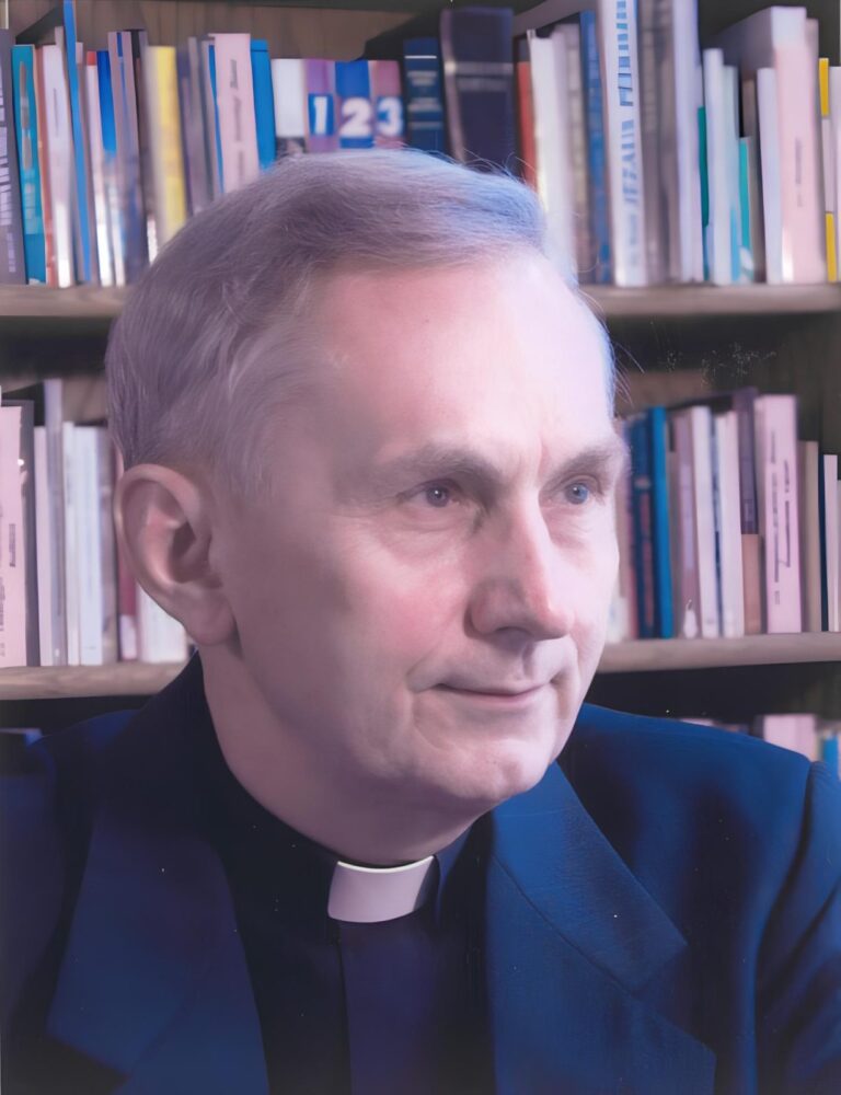 Kunigas A. Paliokas SJ: Dievo artumo ieškojimas artina prie trokštamos būsenos šioje žemėje