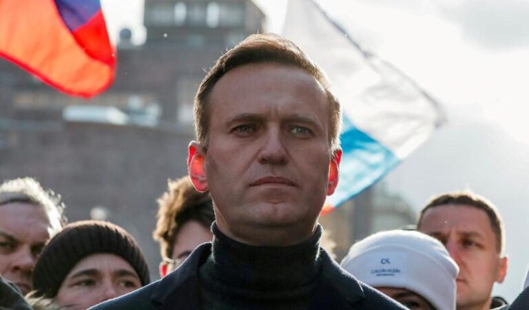 Mirė Rusijos opozicionierius Aleksejus Navalnas