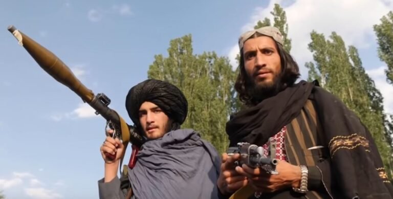 Talibanas reikalavo 12-metes mergaites atiduoti kovotojams į žmonas