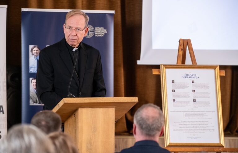 Vilniaus arkivyskupas Gintaras Grušas: valstybė tik tuomet stipri, kai tarnauja žmogui ir jo orumui
