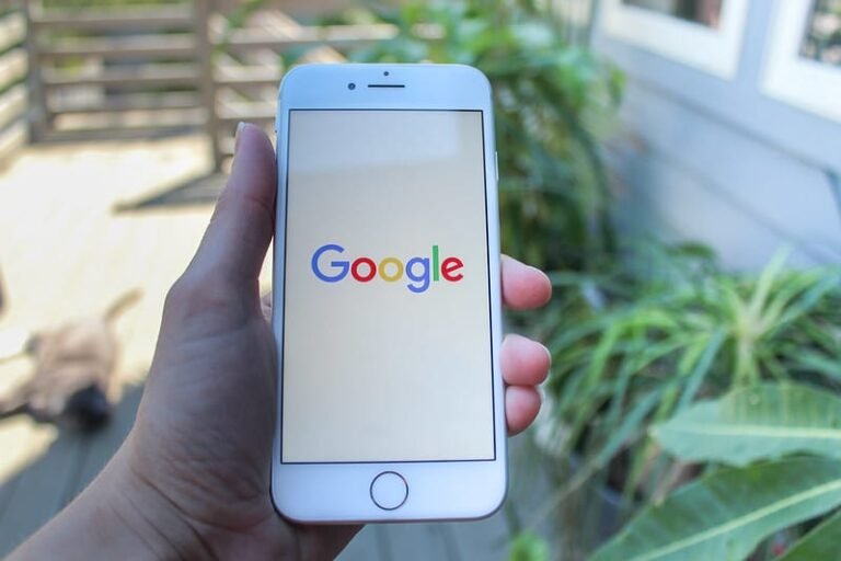 „Google“ JK teisme sieks apsiginti nuo kaltinimų dėl neteisėto vartotojų duomenų rinkimo