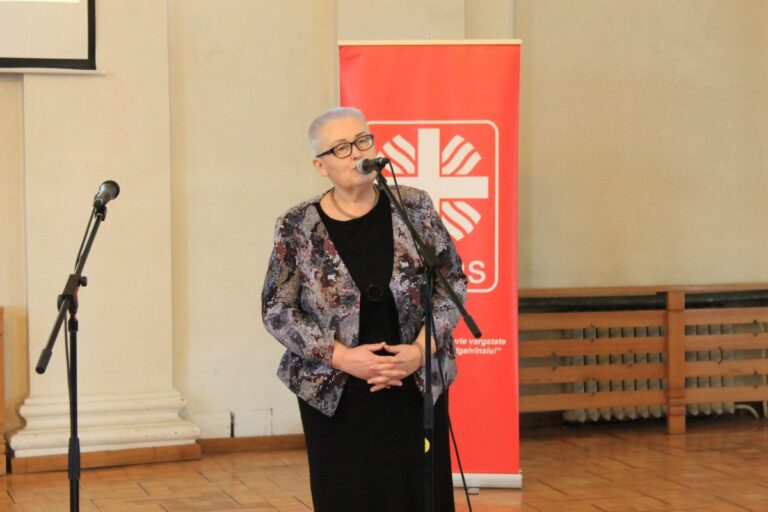 Lietuvos Respublikos prezidentas apdovanojo Carito darbuotojas