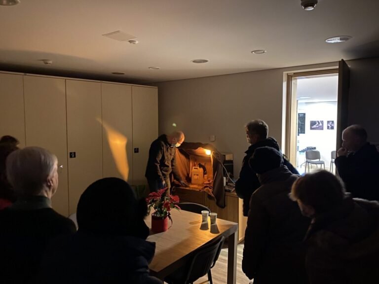 Šiluvoje įvyko unikalus „Piligrimo pėdos portretas“ parodos uždarymas