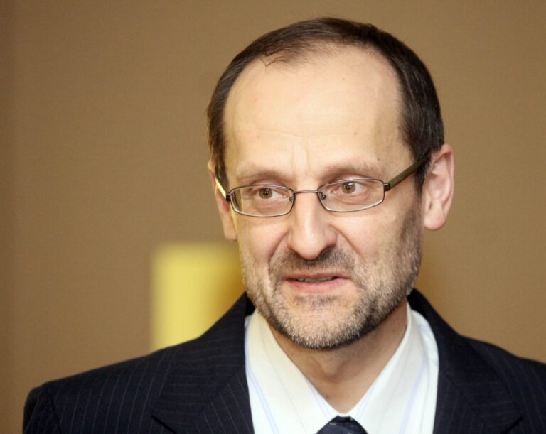 Arvydas Gelžinis. informacinių ir atminties karų akivaizdoje LGGRTC stiprinimo būtinybė