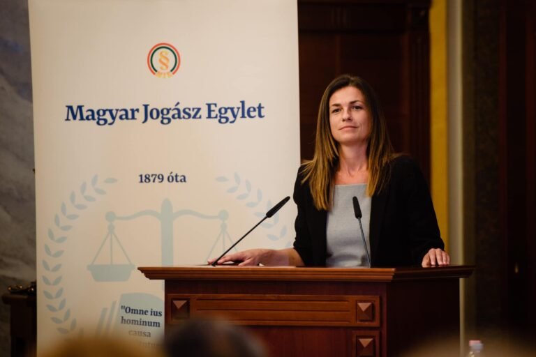 Vengrija: neleisim LGBT aktyvistų į darželius ir mokyklas