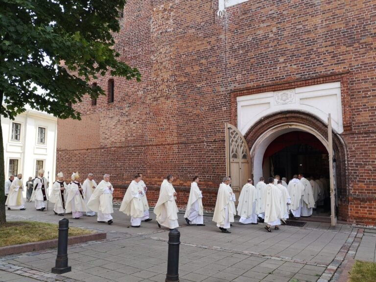 Kunigų paskyrimai Kauno arkivyskupijoje
