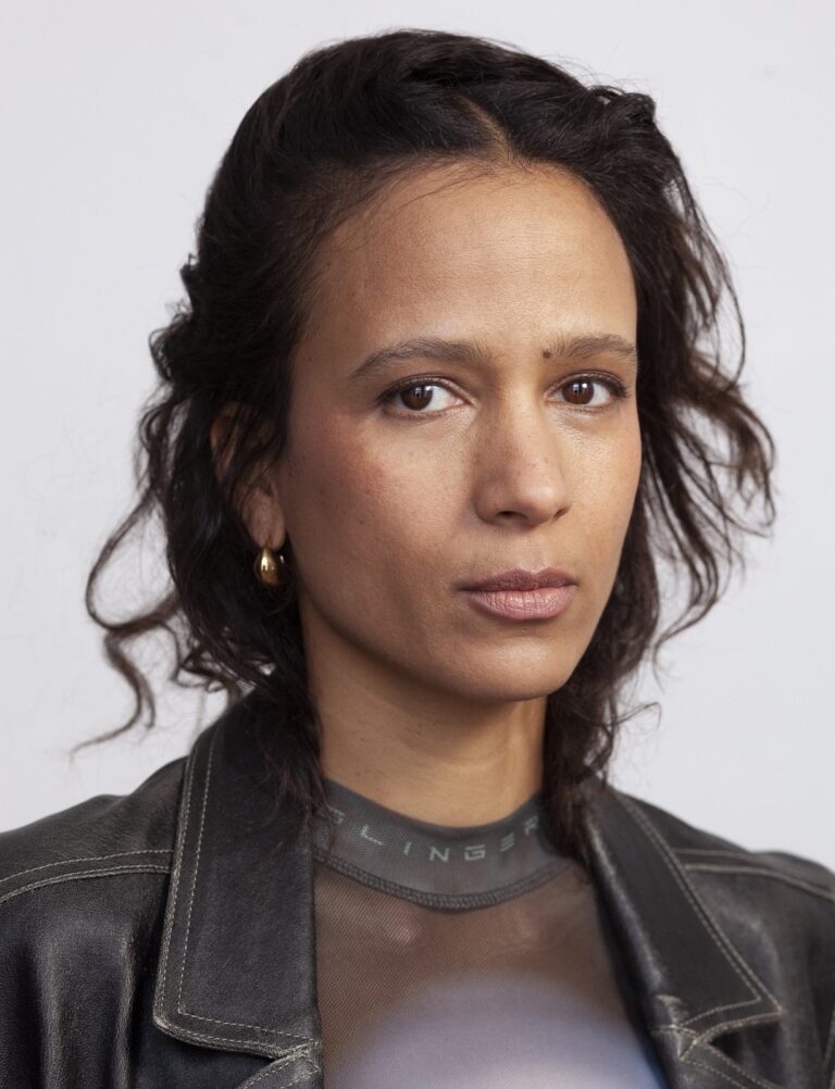 Senegalo kino režisiere Mati Diop: kaip išmatuoti praradimą, jei niekada nesuvokei, kad tai praradai?