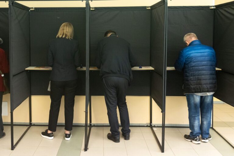 Lietuva sujudo – rinkėjų aktyvumas didžiausias nuo 1997-ųjų