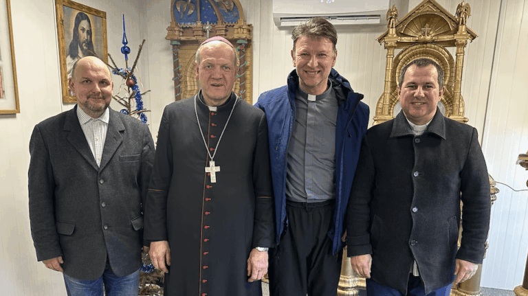 Pravieniškių kalėjime lankėsi Kauno vyskupas Saulius Bužauskas ir kunigai redemptoristai