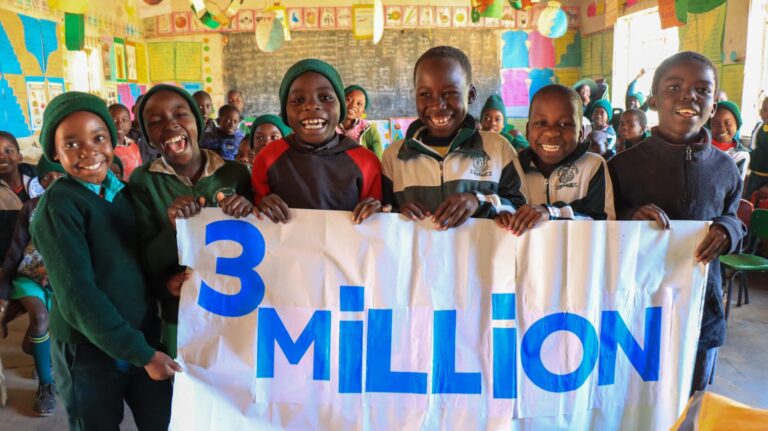 „Mary’s Meals“ („Marijos valgiai“) pasiekė svarbų etapą – maitina 3 milijonus vaikų