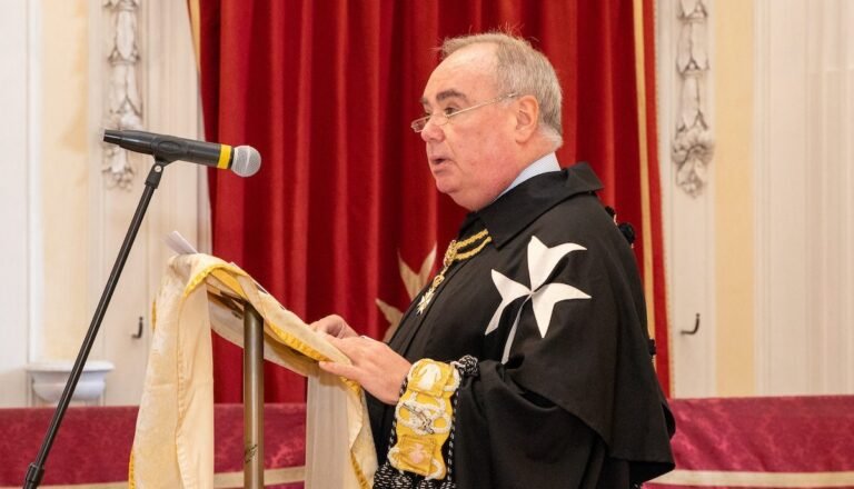 Kanadietis teisininkas išrinktas 81-uoju Maltos ordino Didžiuoju magistru