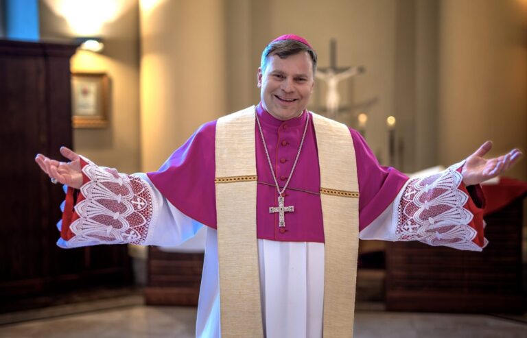 Vyskupas Darius Trijonis paskirtas Šiaulių vyskupu koadjutoriumi