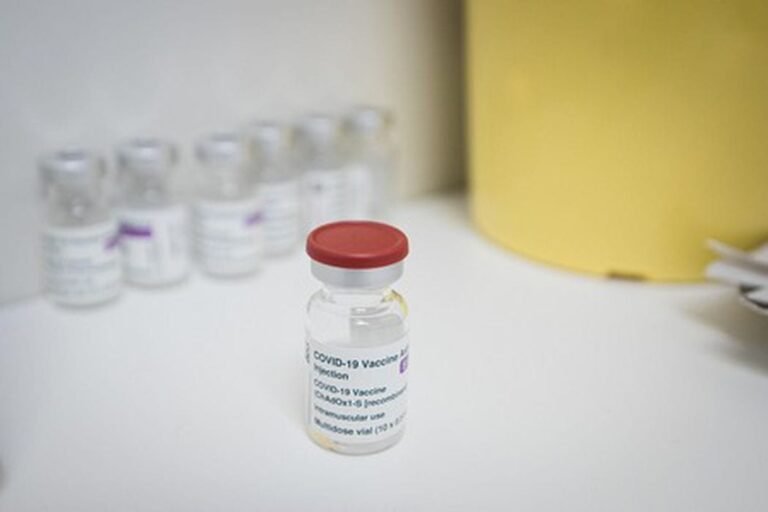 „Johnson & Johnson“ vakcina jau Lietuvoje. Kaip prisidėti prie etiškesnio vakcinų kūrimo?