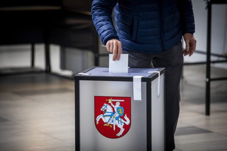 Tiesioginiai merų rinkimai prieštarauja Konstitucijai – KT