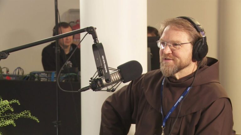 Br. Paulius Vaineikis OFM. Apie lyderystę