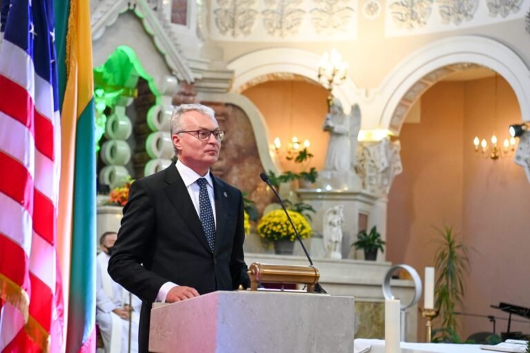 Gitanas Nausėda Čikagoje sulaukė kaltinimų homofobija