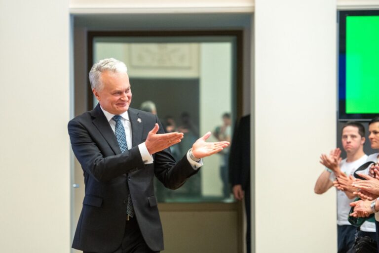 Prezidento reitinguose toliau pirmauja G. Nausėda