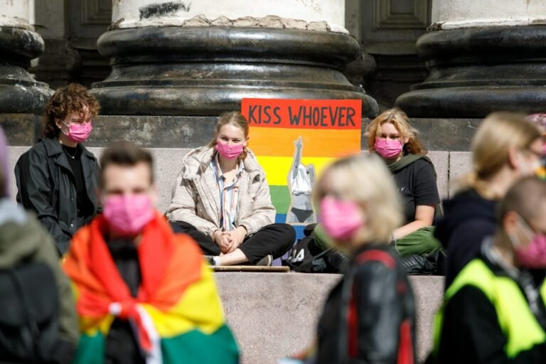 Žiniasklaida: tarp „Kaunas pride“ organizatorių – kairiųjų profsąjunga bei radikali aktyvistė