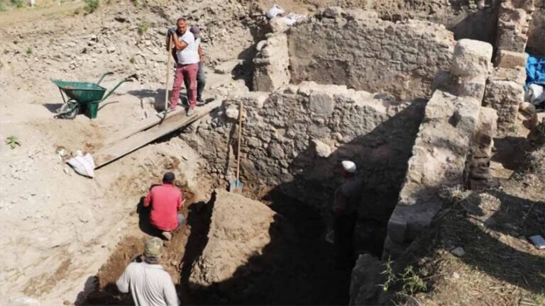 Turkijos archeologai teigia atradę pirmąją pasaulyje bažnyčią