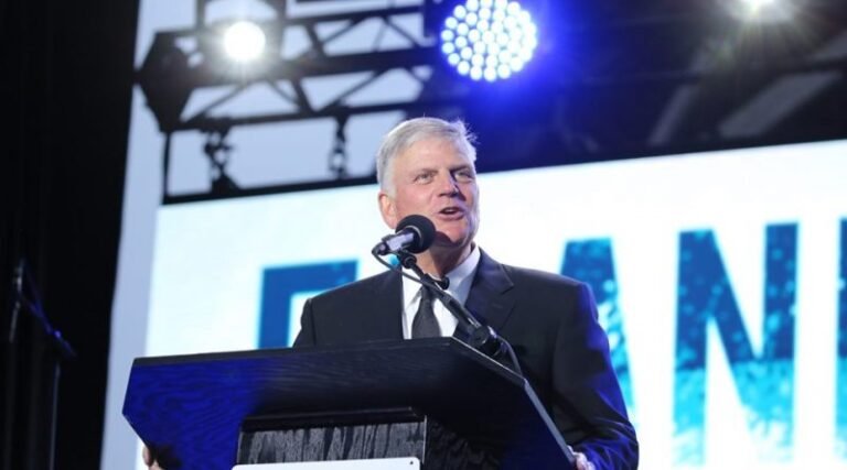 Netinkama pozicija LGBT klausimu kaltintas pastorius laimėjo teismą prieš nesąžiningus valdininkus