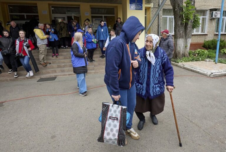 JT perspėjo: humanitarinė pagalba Ukrainai mažėja, nors šalies poreikiai didėja