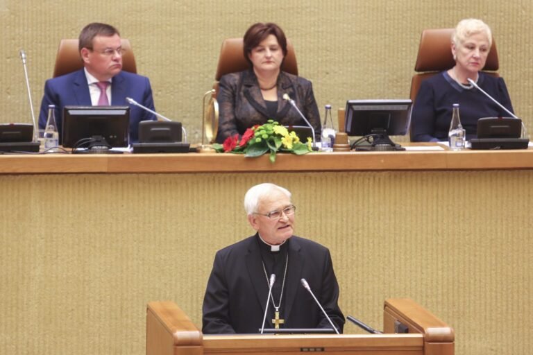 Panevėžio vyskupas emeritas Jonas Kauneckas: jei bus sugriauta šeimos institucija, viskas bus sugriauta