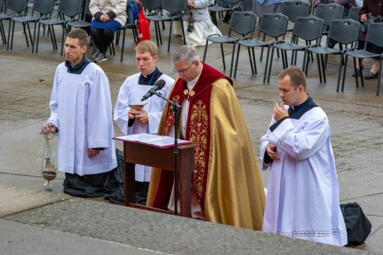 Šiluvoje vyko malda už taiką