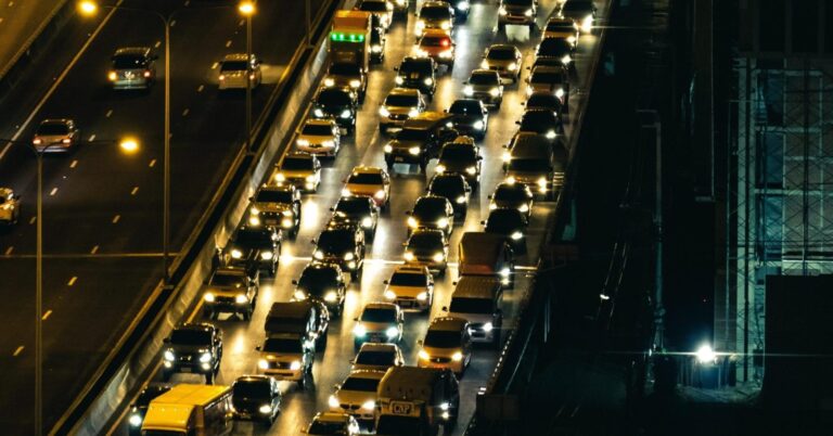 Nepasiturintieji jau gali prašyti paramos mažiau taršiam automobiliui