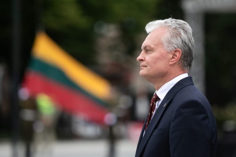 Prezidentas: gindami valstybę žmonės pirmiausia gina savo šeimas