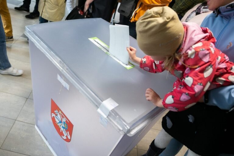 Skelbiama, kas grumsis Trakų ir Kelmės rajonų mero rinkimų antrajame ture