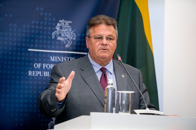 L. Linkevičius: atskirų ES valstybių bendravimas su Minsku kenkia Bendrijos vienybei