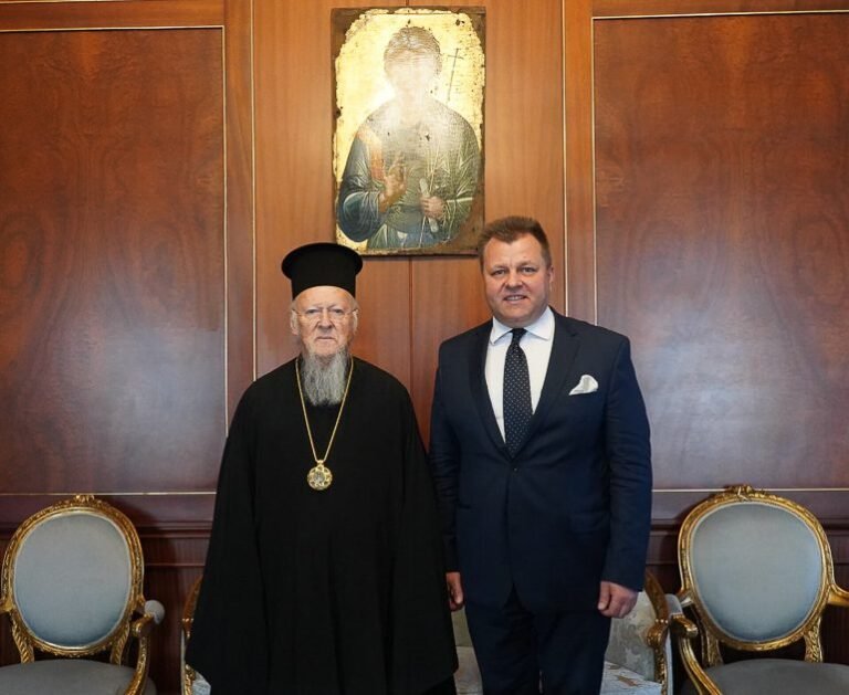 Konstantinopolio patriarchas Baltramiejus susitiko su URM viceministru M. Adomėnu
